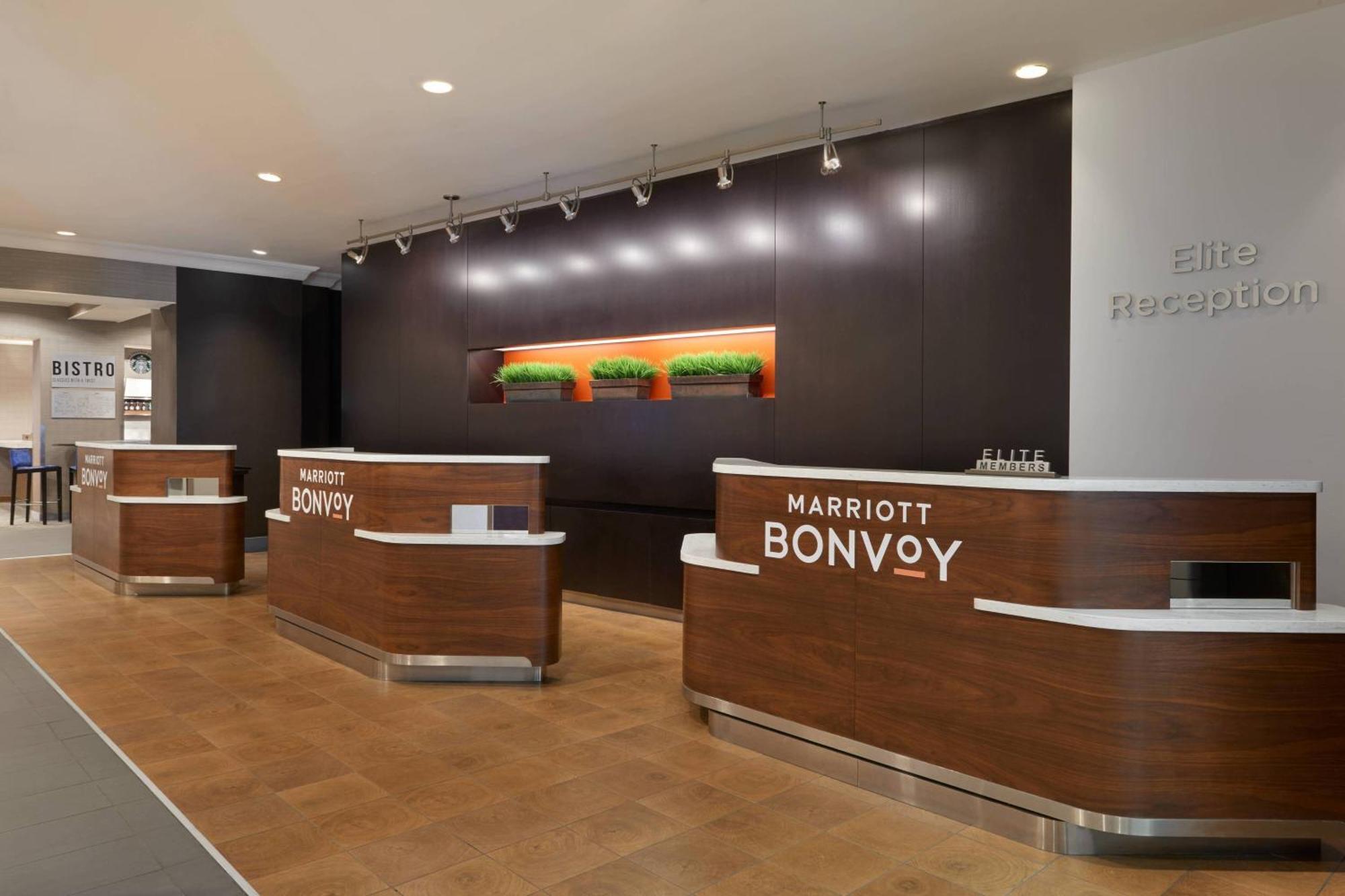 Hotel Courtyard By Marriott Toronto Downtown Zewnętrze zdjęcie