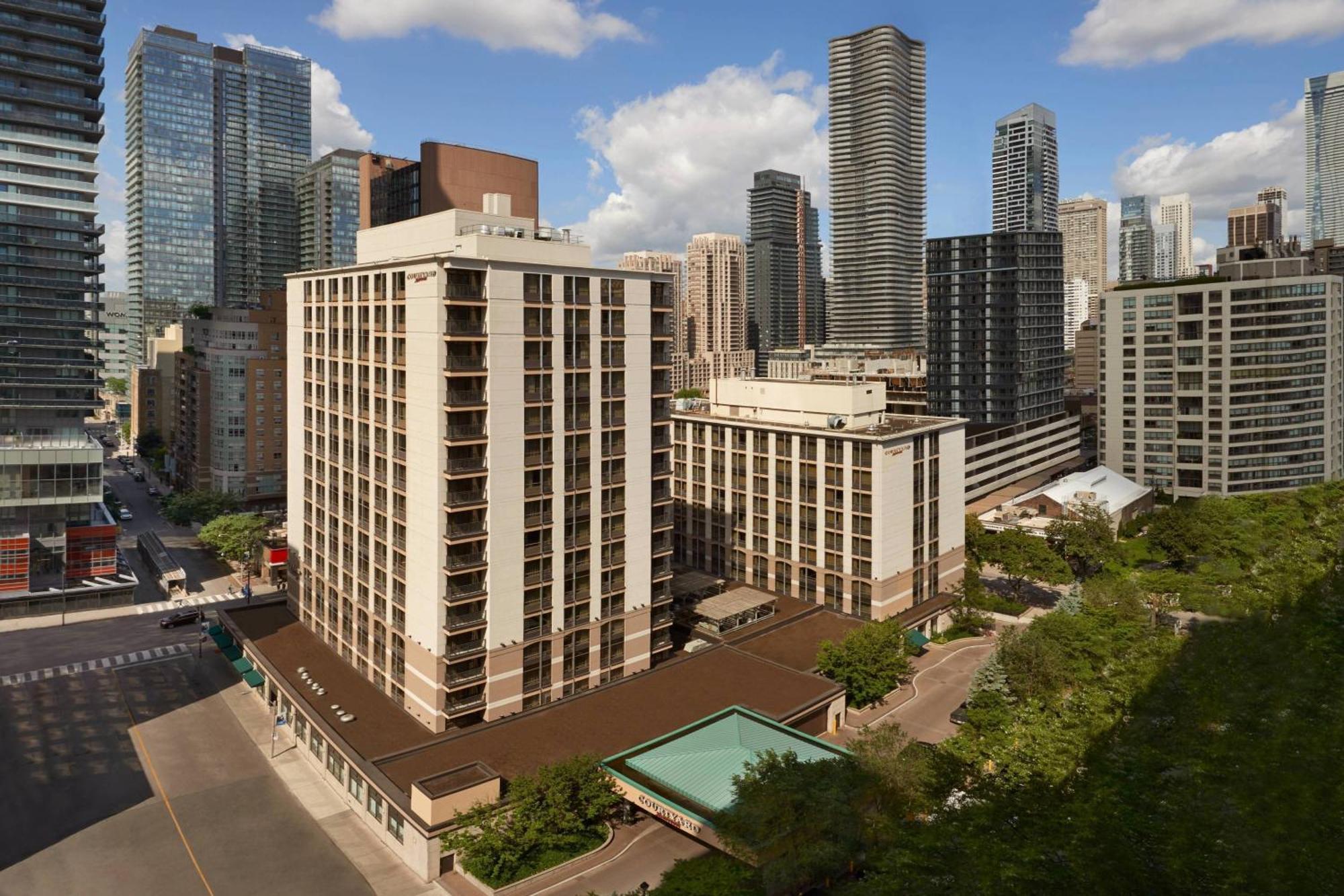 Hotel Courtyard By Marriott Toronto Downtown Zewnętrze zdjęcie