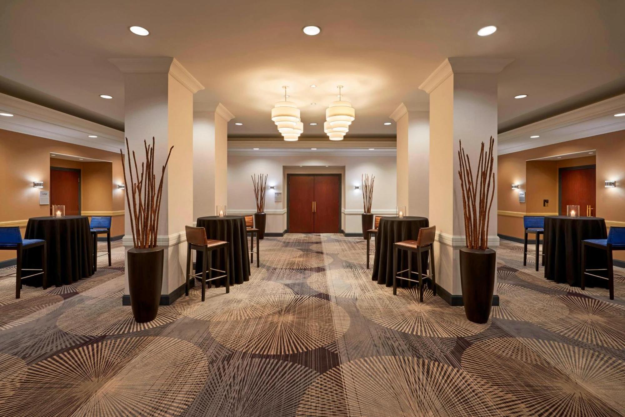 Hotel Courtyard By Marriott Toronto Downtown Zewnętrze zdjęcie